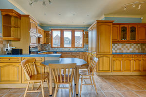 Kitchen/Family Room- click for photo gallery